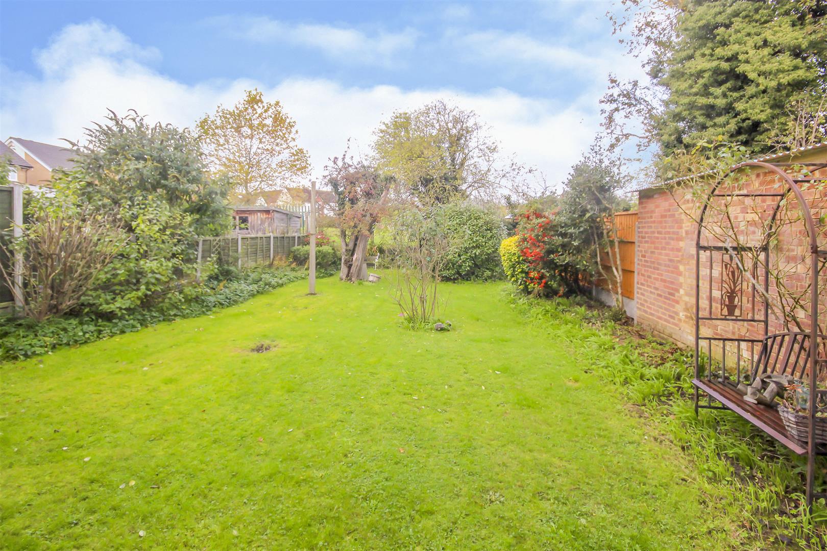 Wainwright Avenue, Hutton, Brentwood Keith Ashton